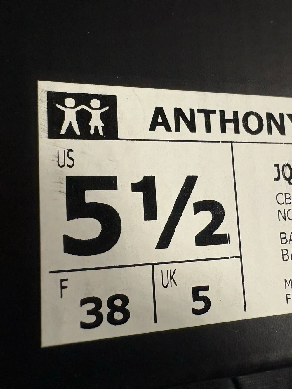 Adidas Anthony Edward’s basketball Men's basketball men’s 5.5, women’s 6.5